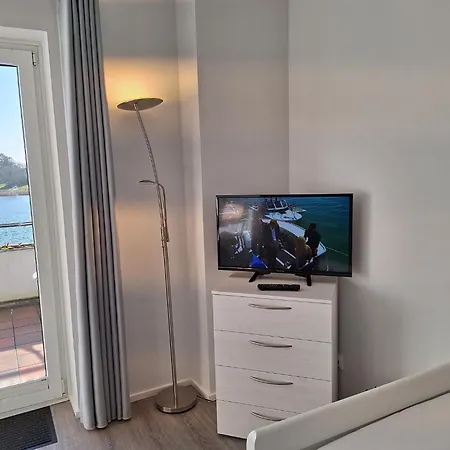 Claussen Apartment *
